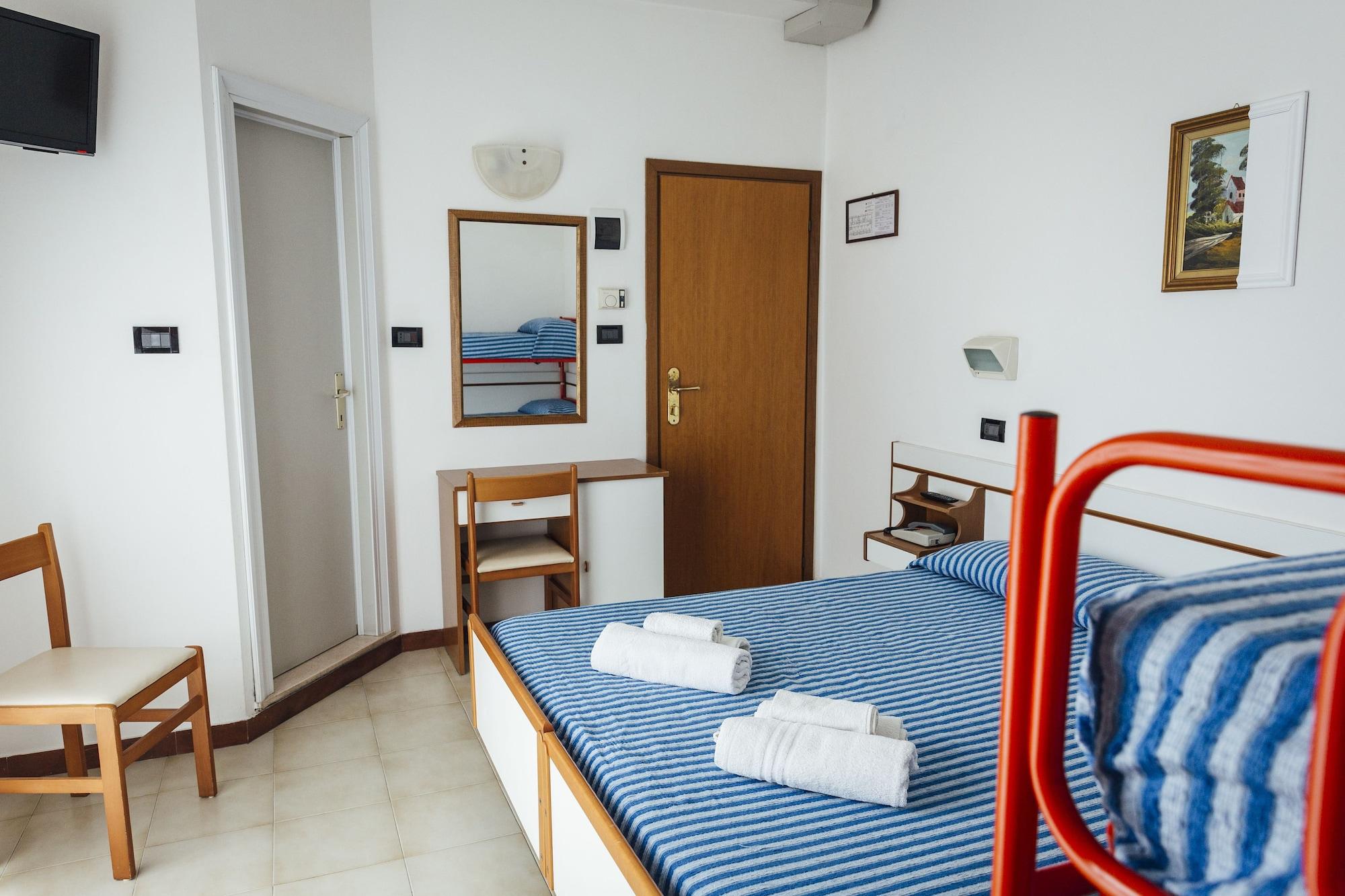 Montecarlo Hotel 3*