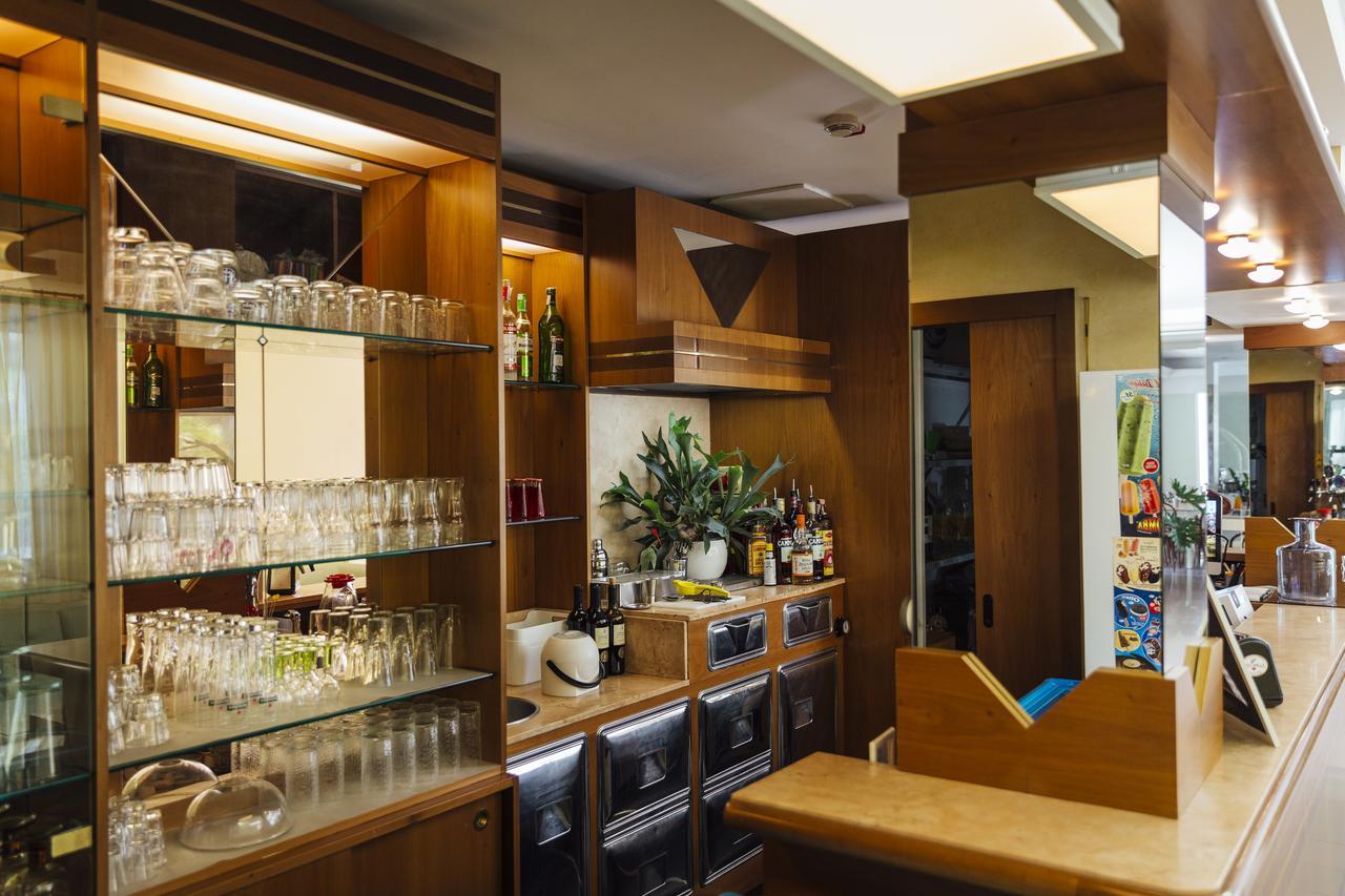 Montecarlo Hotel 3*